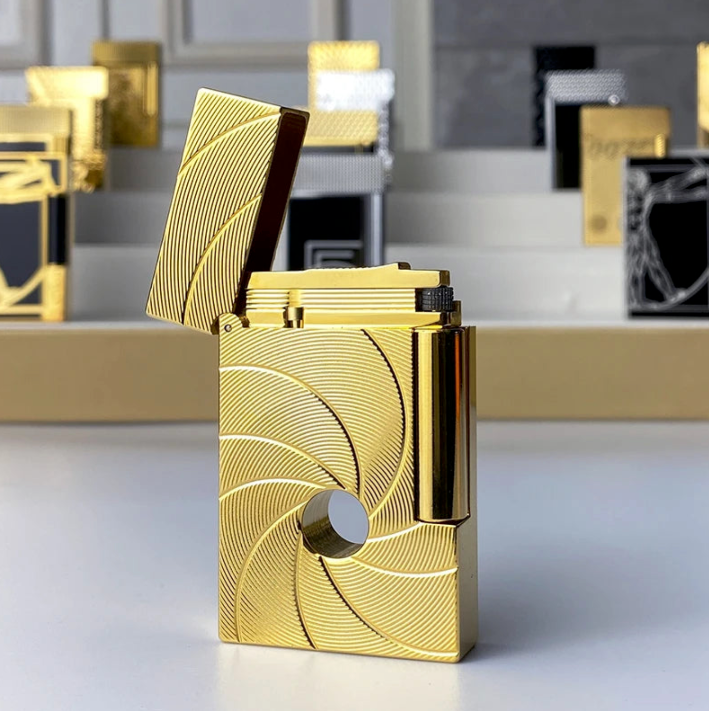 007 Replica Dupont Lighter - Exact weight, Ping available in 3 colours.